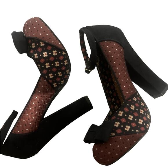 Retro suede & mixed fabric ankle strap heels - Picture 2 of 6